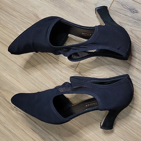 Kurt Geiger Black Mesh Closed Pointed Toe Heels - Picture 8 of 16
